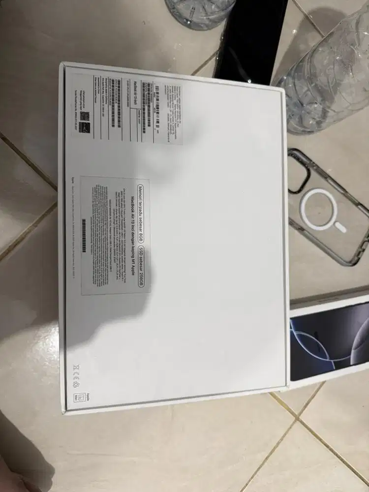 Macbook air m1 silver 256