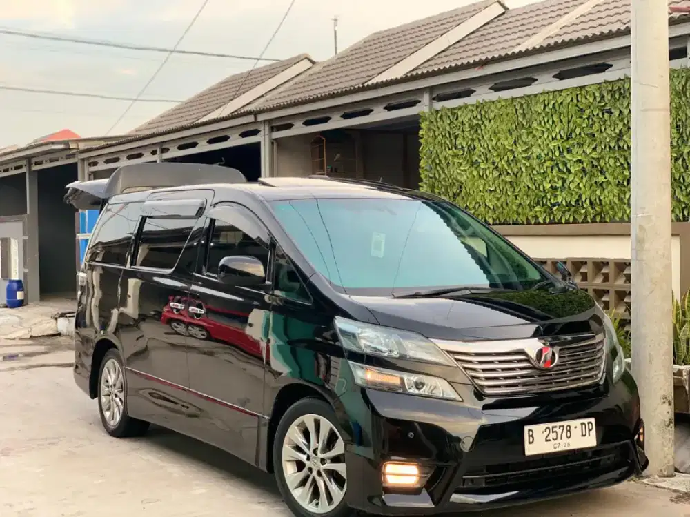 TOYOTA VELLFIRE Z 2,4 2011 AT