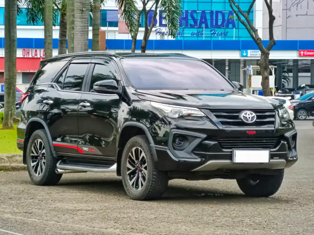 Fortuner VRZ TRD Diesel Metik KM92rb