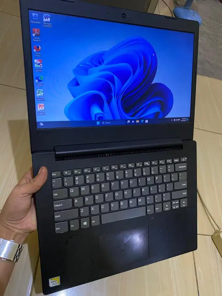 laptop lenovo idepad v145