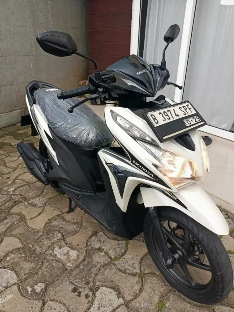 DIJUAL HONDA VARIO KZR CBS ISS