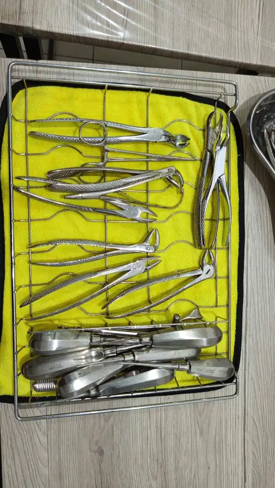Paket Instrumen Dokter Gigi Bekas Pensiunan + UV Sterilizer Kangbao