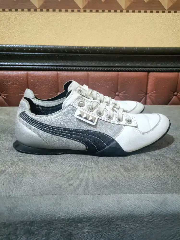 Sepatu Puma kulit Original Second