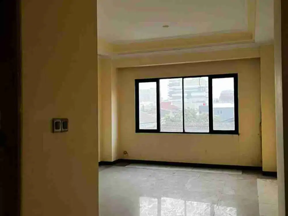 Disewakan Ruko
Mainroad Jend Sudirman