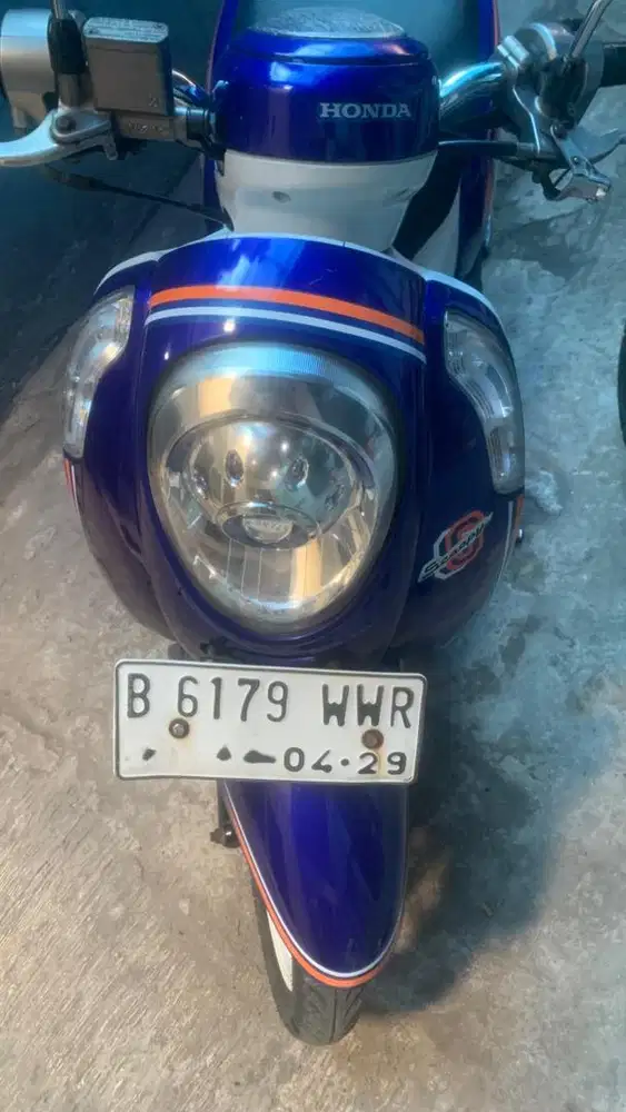 HONDA SCOPPY BIRU 2014