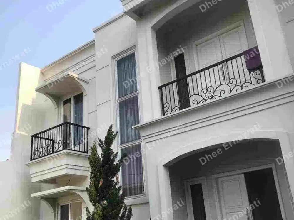 Di Jual Rumah Cantik Tebet Jaksel , 5 Menit Pintu Tol , 5 Menit Stasiun Tebet