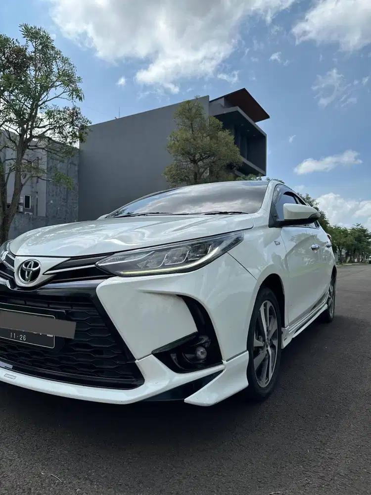 TOYOTA YARIS GR Sport 1.5 CVT 2021