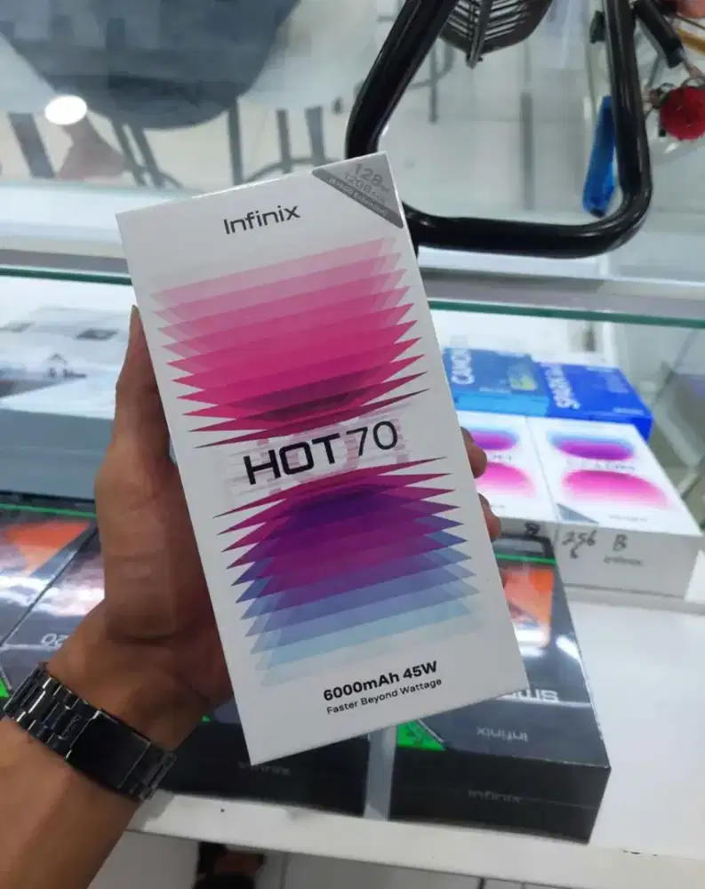 Infinix Hot 70 4/128 Baru
