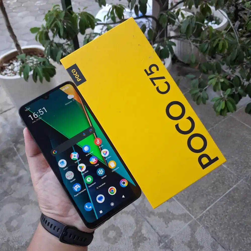 Poco C75 6/128GB bekas garansi resmi