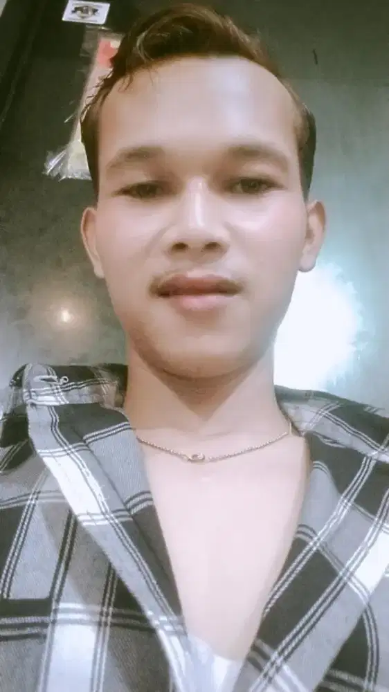 bok/ibu yg sy hormati sy suami istri lagi cari loker