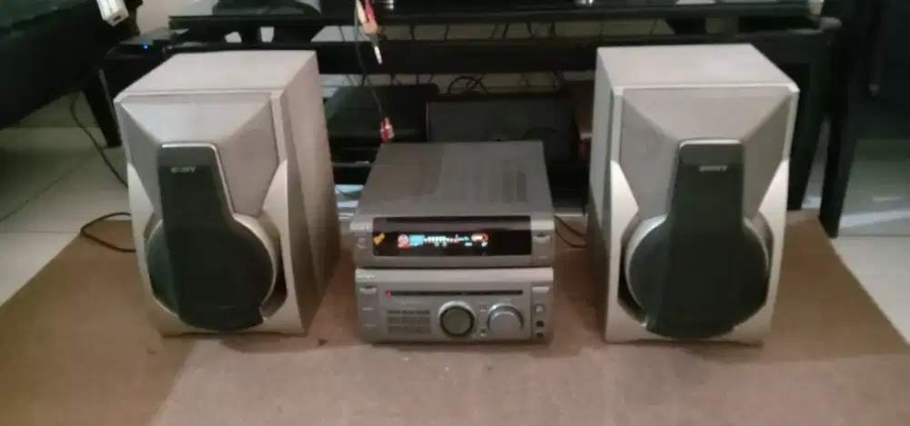 SONY MHC W55  Radio dan Aux