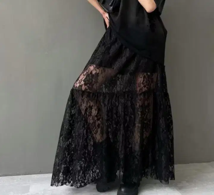 JUAL ROK SUSUN KOREA XL BROKLAT HITAM PANJANG RUFFLE NO MINUS GOTHIC