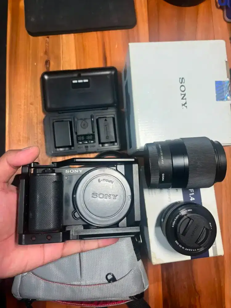 SONY ZV-E10 Fullset Gear Siap Pakai Muluss