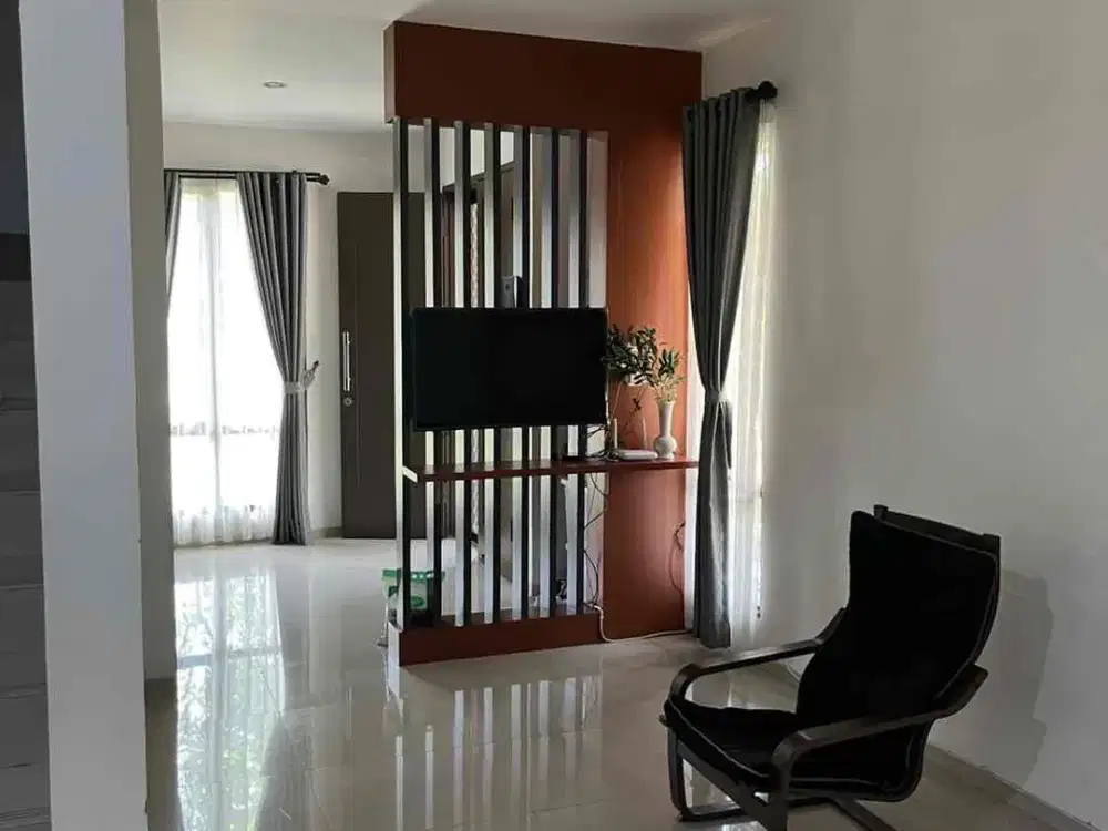 Rumah Cantik Cluster Fortune Graha Raya Siap Huni Sudah Renov Murah Nego
