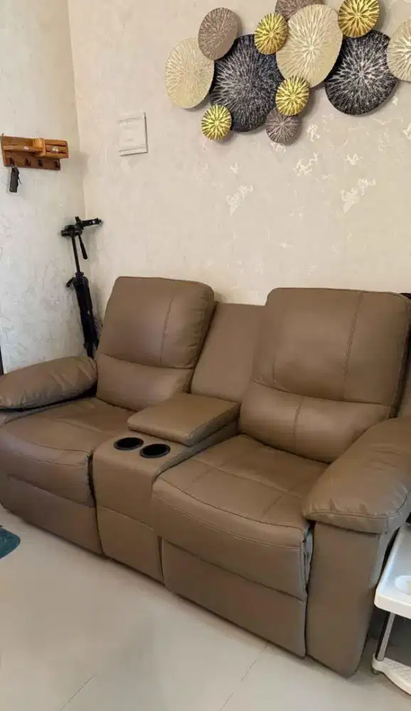 Sofa recliner cinema merk Atria. Second mulus