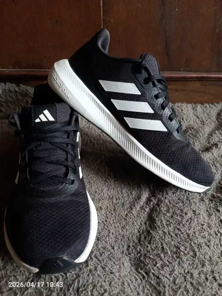 Adidas Falcon 3.0 Size 43⅓ Ori