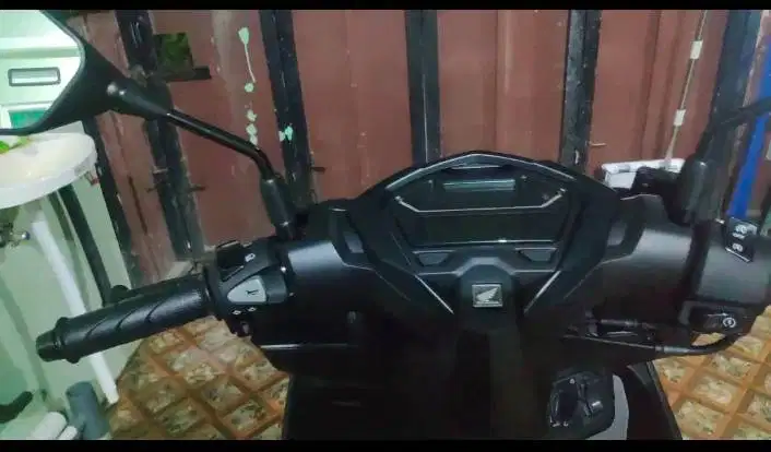 HONDA VARIO 125 CBS ISS 2025 — MULUS SEPERTI BARU | CASH 22.4 JT NET