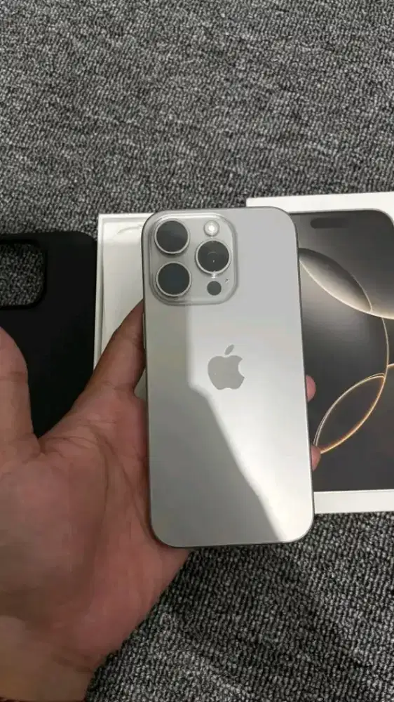 iPhone 16 pro 128