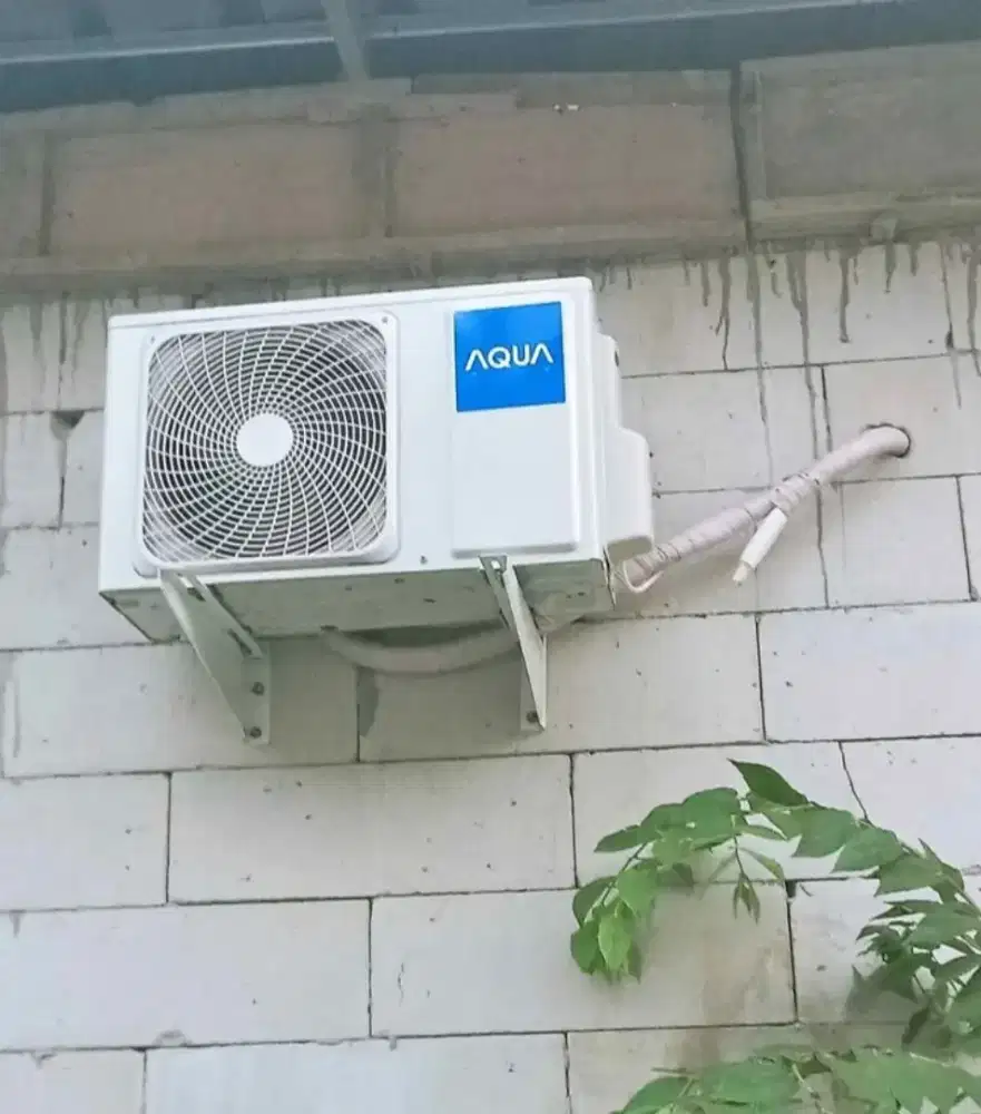 Service AC bongkar pasang AC, cuci AC tambah/isi freon, vakum AC dll