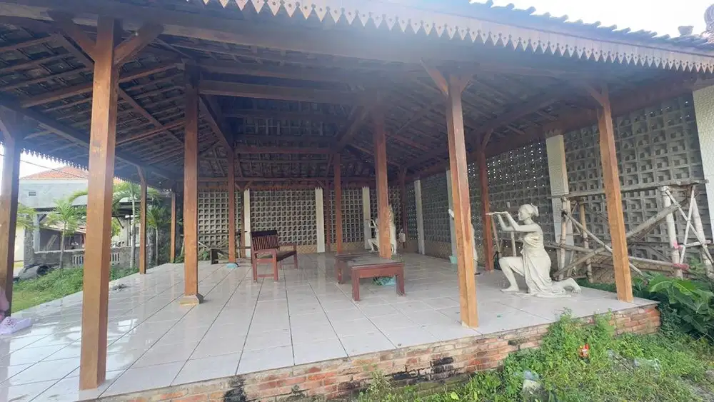 Jual tanah beserta bangunan luas 300m2