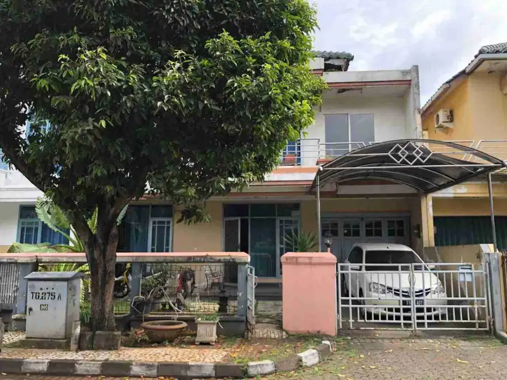 Rumah Bagus Terawat 2 Lantai di Pulau Dewa Modernland