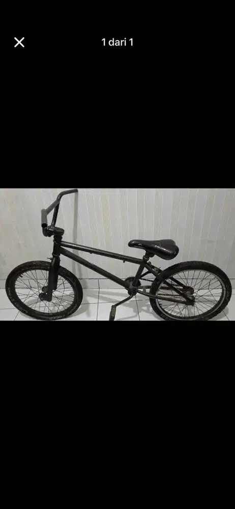 SEPEDA BMX UNITED