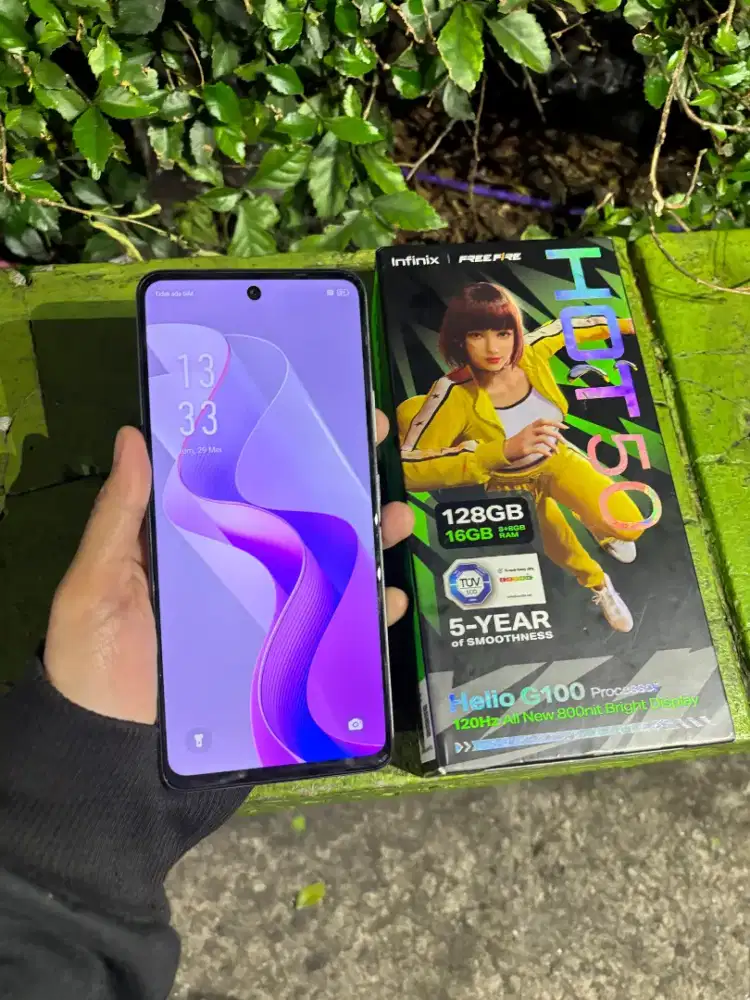Infinix hot 50 ram 8+8/128 NFC