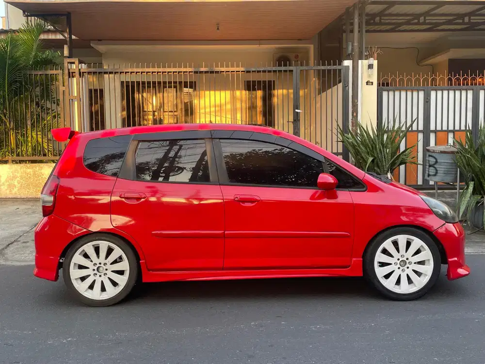 Honda Jazz 2005 Merah NEGO TT CASH