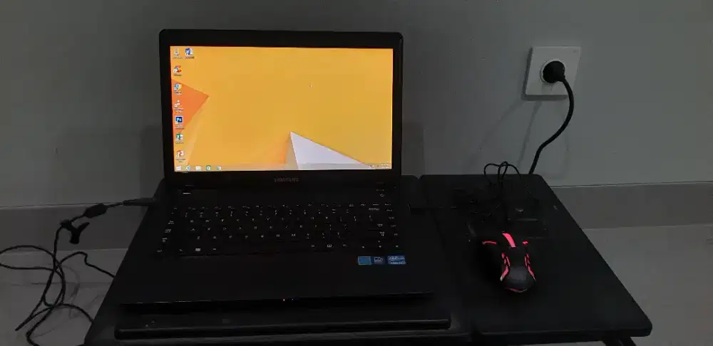 Laptop Samsung 300E5EV