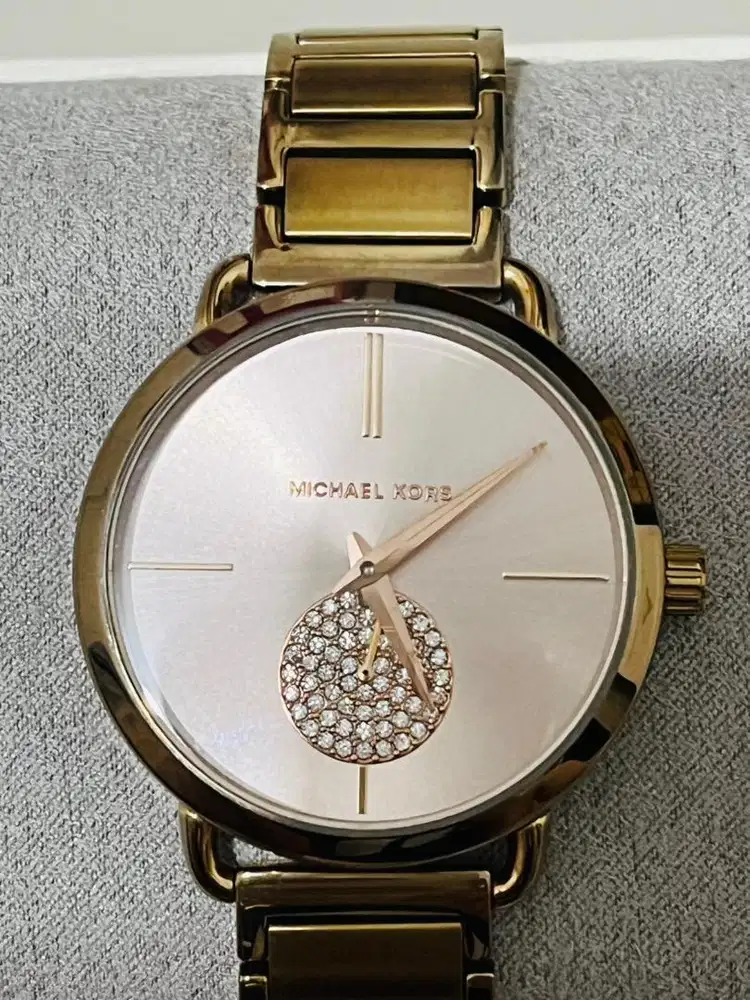 Jam tangan MK asli