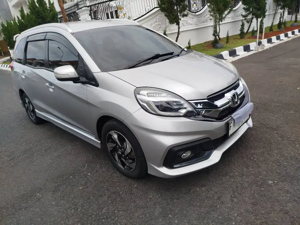 2015 Honda Mobilio RS Cvt Ful ORi Siap Pakai