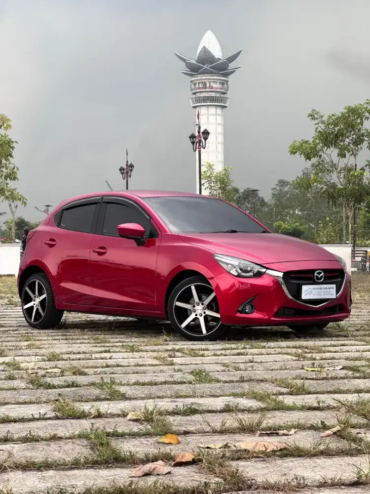 Mazda 2 R Skyactive AT 2016