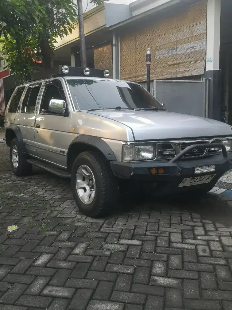 Terrano spirit S1