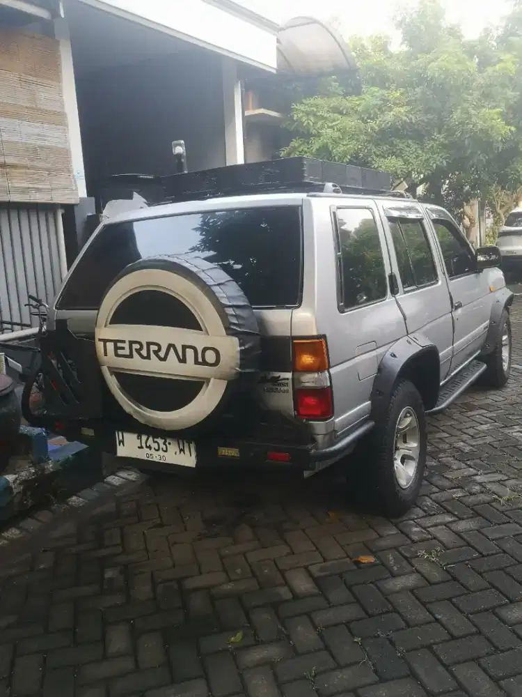 Terrano spirit S1