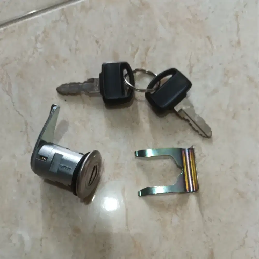 Kunci jok sadel supra x astrea grand
