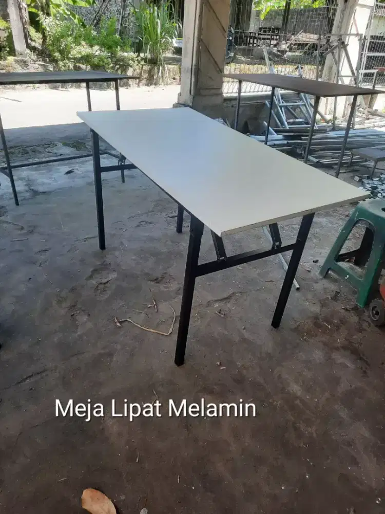 Meja lipat lapis melamin