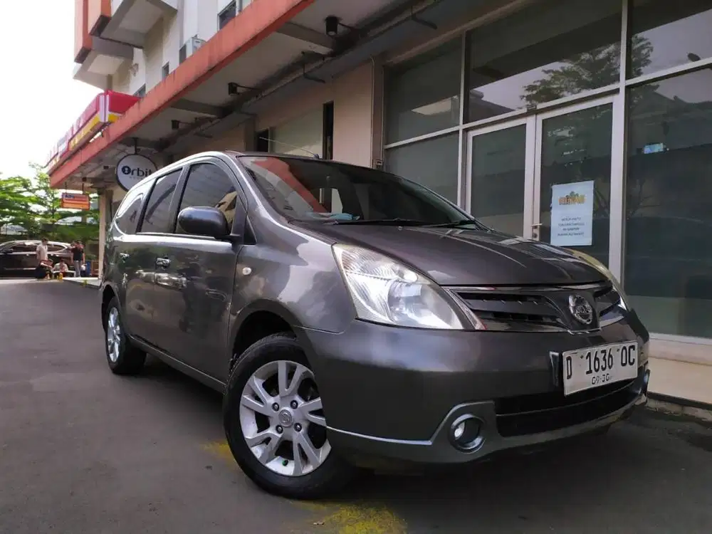 Grand Livina 1.5 XV matic 2011 dari pemakai untuk pemakai