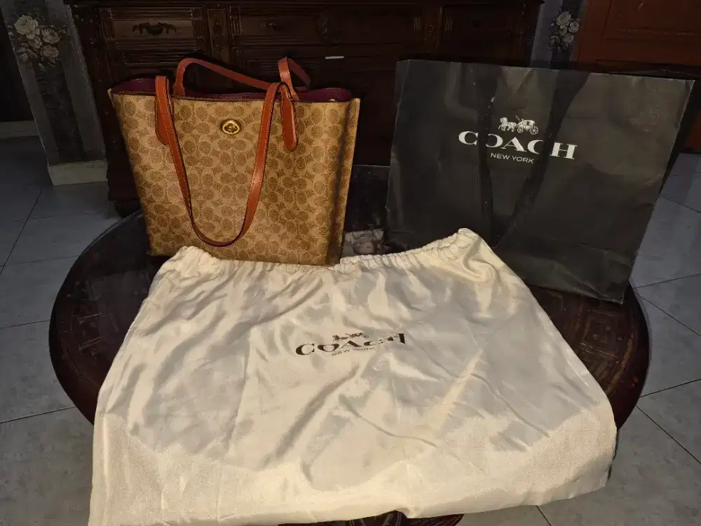 New Coach C0693 Willow Tote Sign TAN RUST