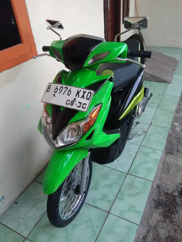 Yamaha Xeon karbu THN 2010 pajak hidup