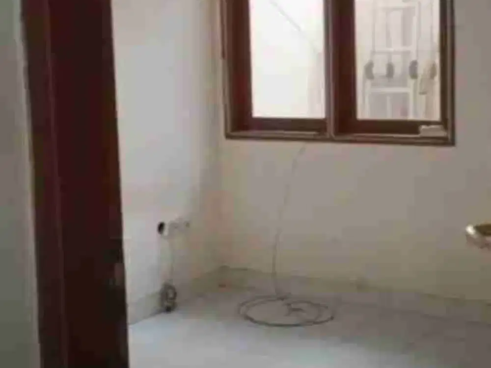 DISEWAKAN RUMAH LEGENDA WISATA 30JUTAAN