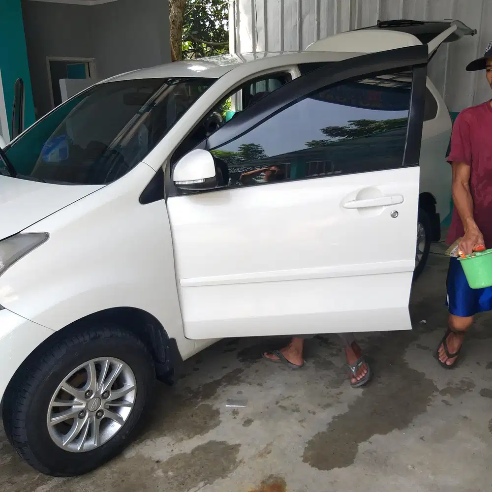 Daihatsu Xenia 2012 Bensin