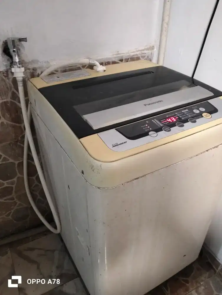 Mesin cuci panasonic 8 kg, kondisi normal dan bagus, masih dipakai!!