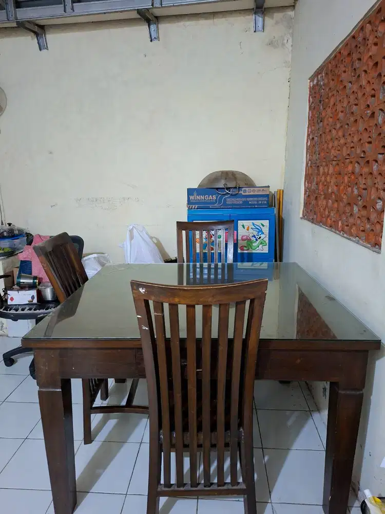 DIJUAL: Set Meja Makan Jati Solid Minimalis (3 Kursi)