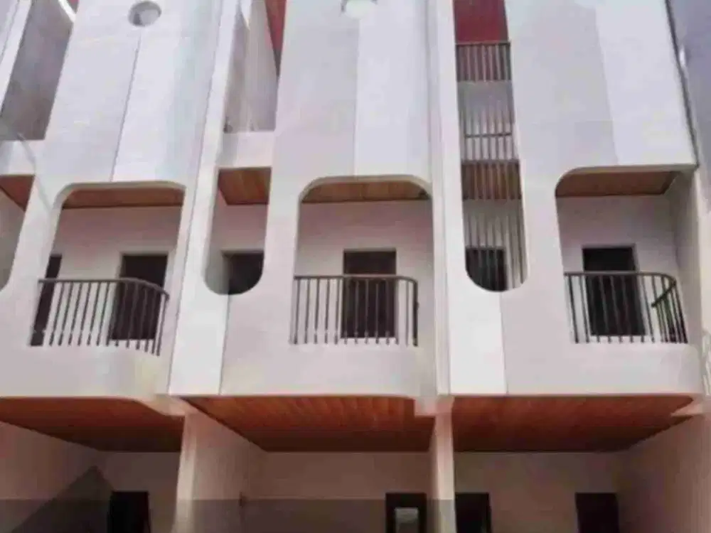 Rumah Townhouse Dekat Utan Kayu Raya, BPKP, UNJ, Stasiun Matraman, Toll Rawamangun, RS.Persahabatan, Green Pramuka, Cempaka Putih