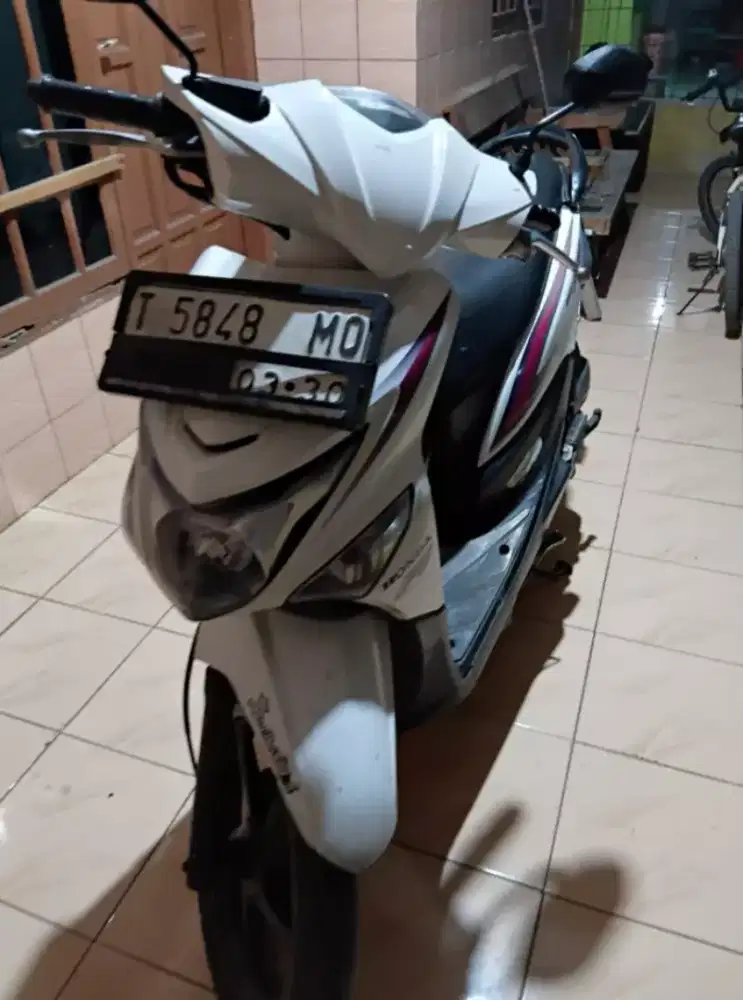 Beat pop ( putih) esp 2015