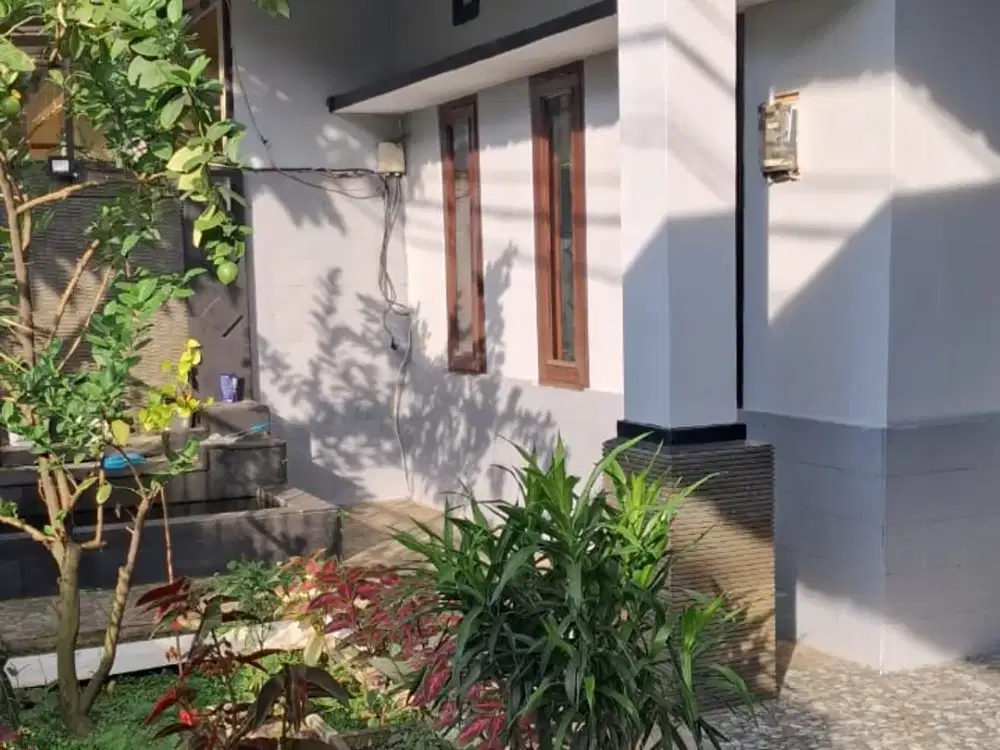 Dijual Rumah Nyaman Terawat Siap Huni Minimalis Lokasi di Taman Kopo Indah 3 Bandung