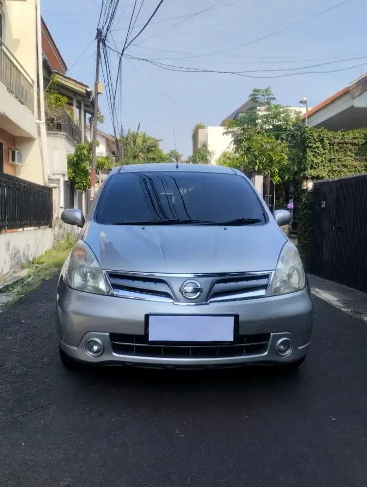 Nissan Grand livina 2012 Bensin