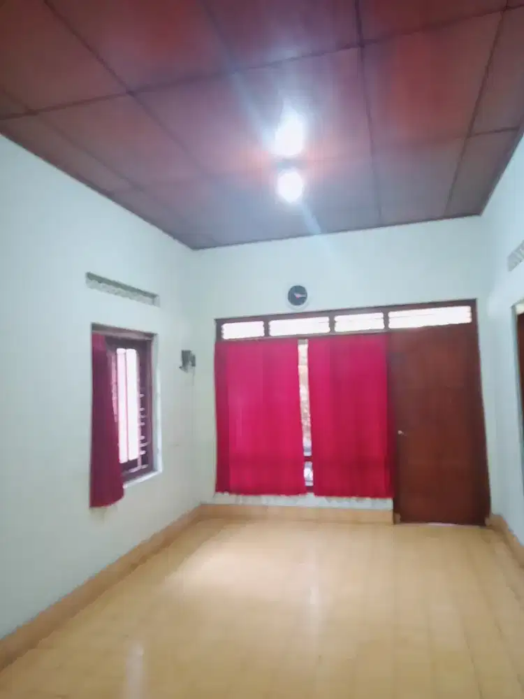 Kontrakan utk putra atau keluarga, kantor