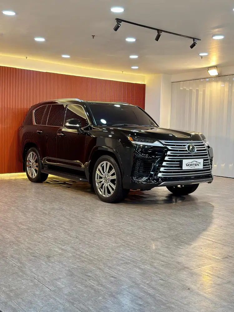 Lexus Lx 600 VIP 4 Seater 4x4 2023 odo 7 Ribuan