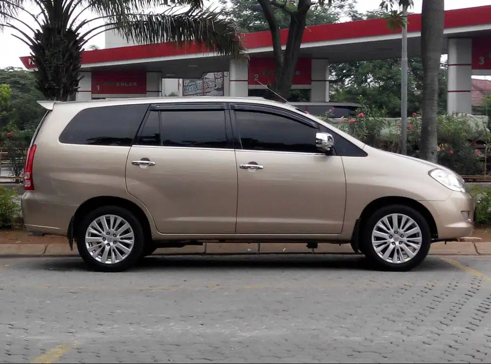 jual innova 2005 mewah & nyaman